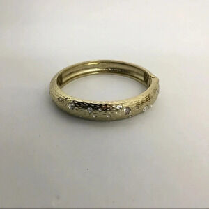 Premier Designs Marigold Hinged Bangle‎ Bracelet